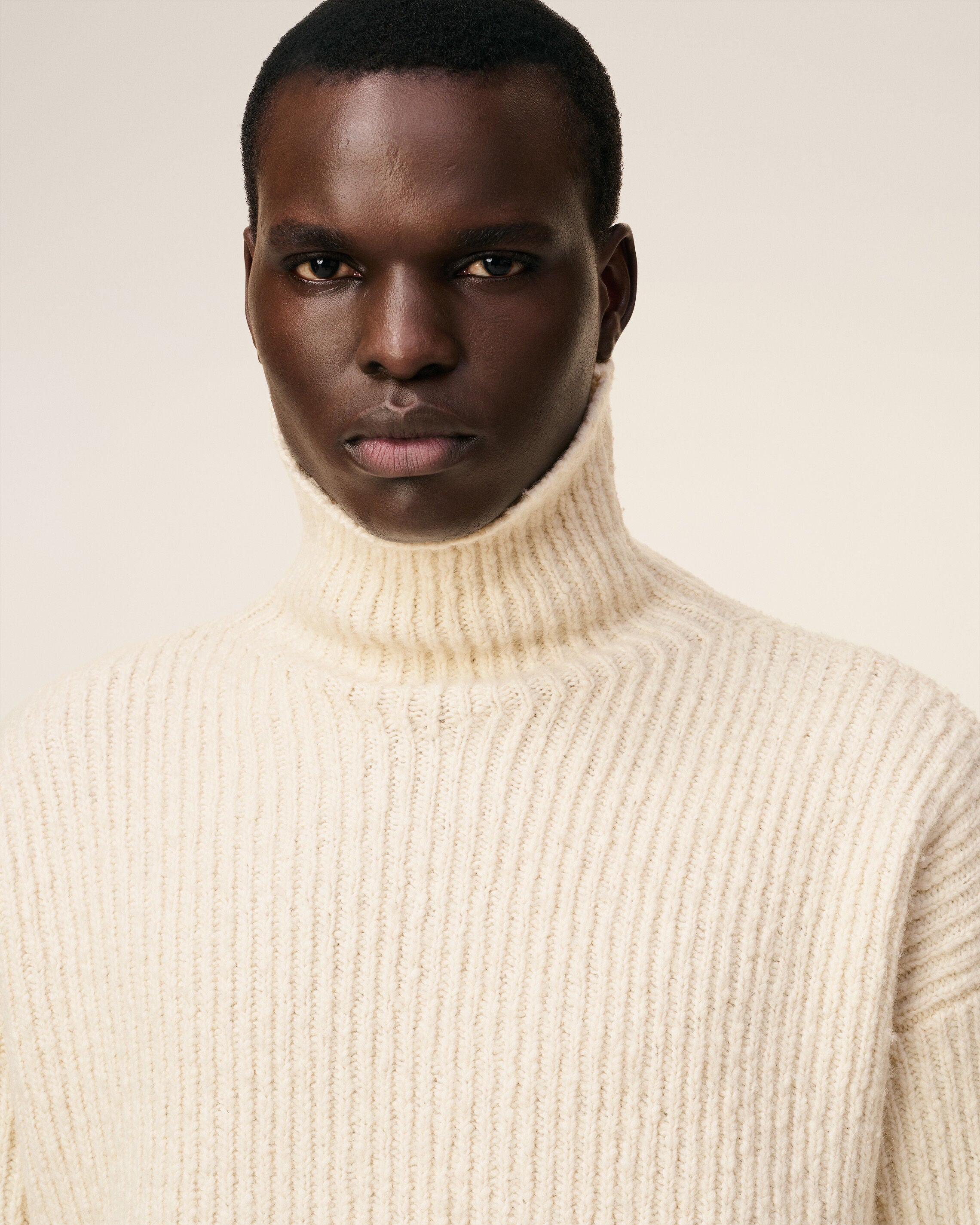 Pull Blanc Col Cheminée En Laine
