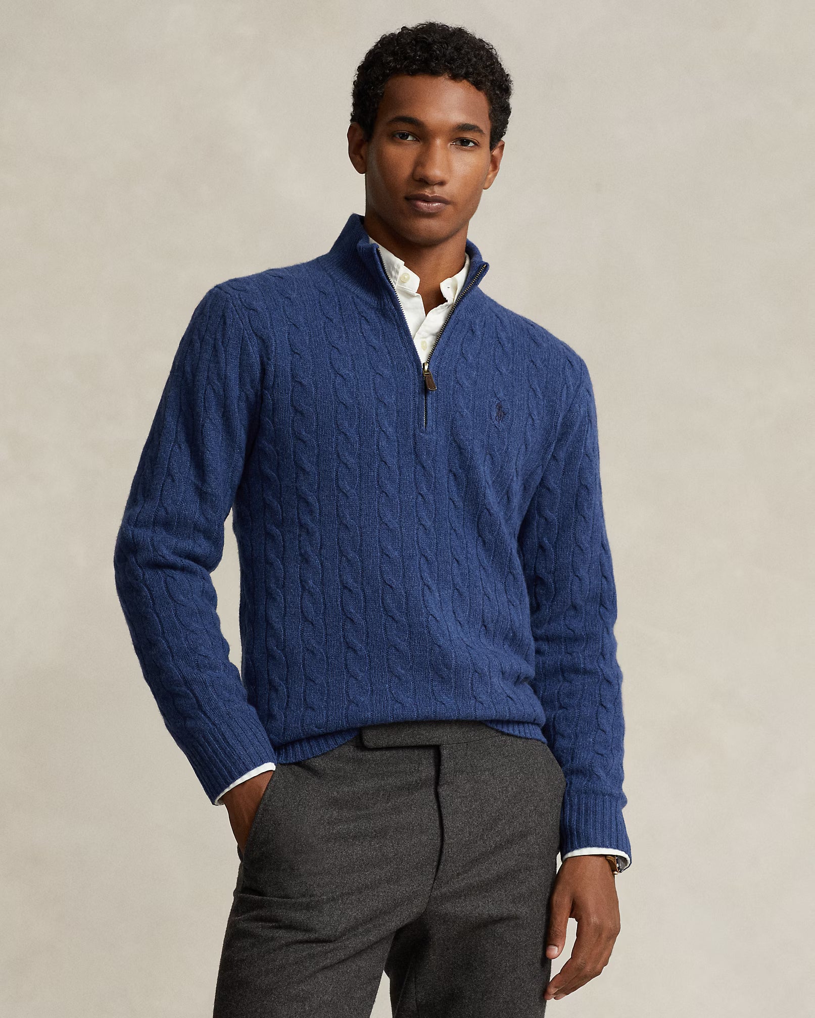 Pull à torsades en laine et cachemire